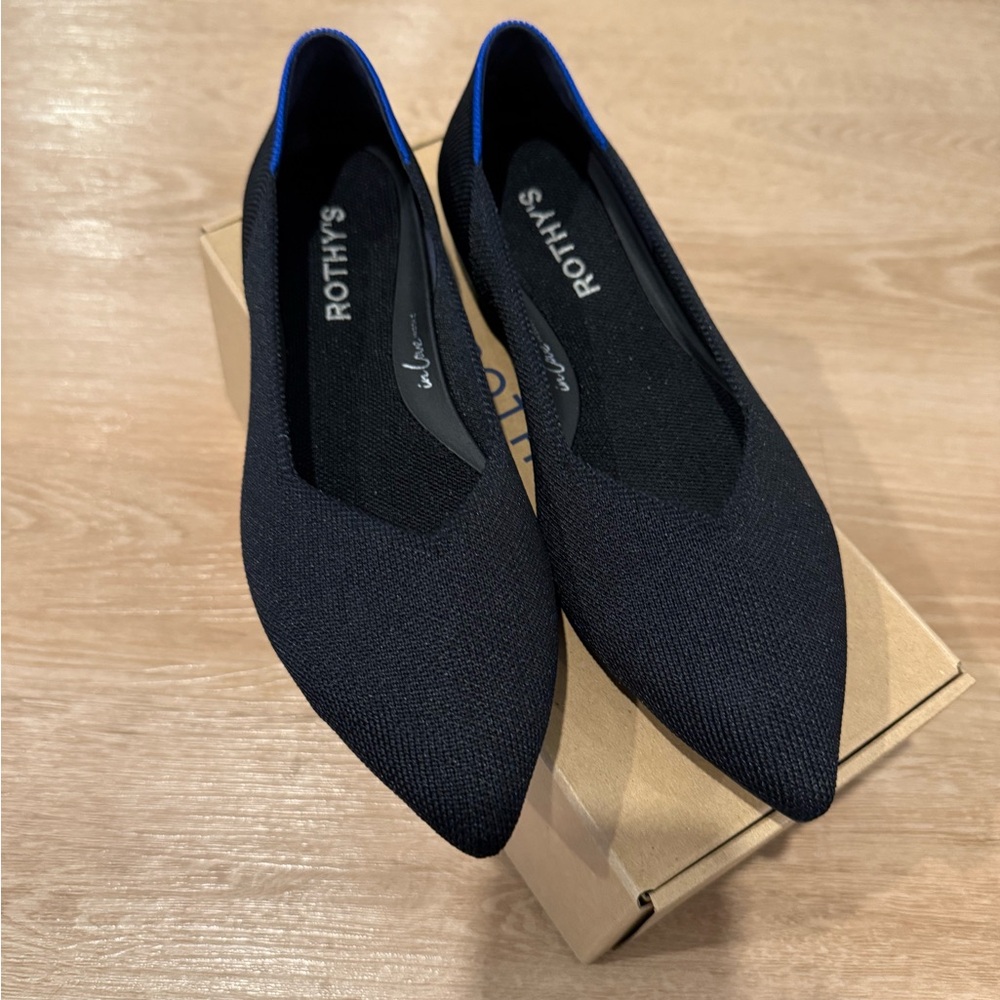 Rothy's Women's Black and Blue Flats